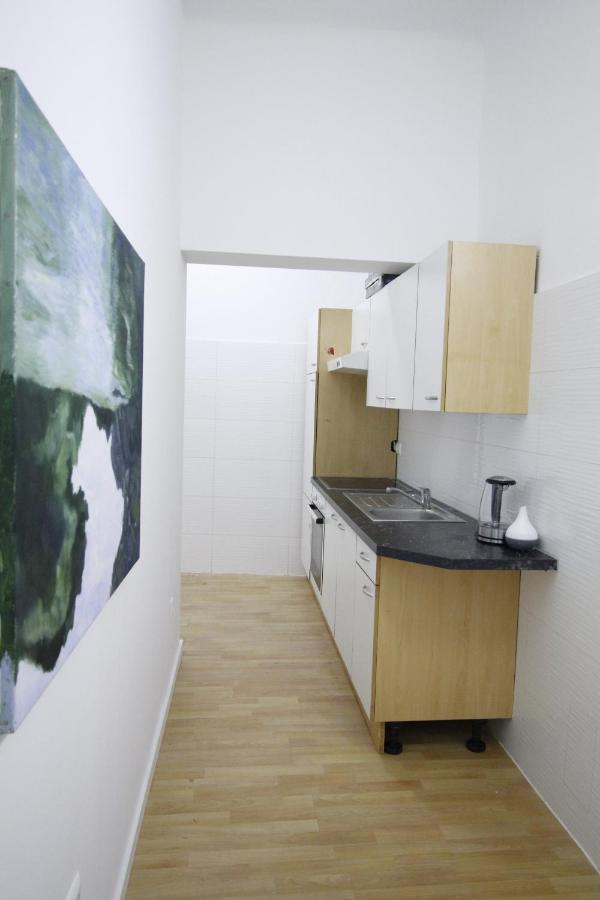 Premier Double Room Th A Виена Екстериор снимка